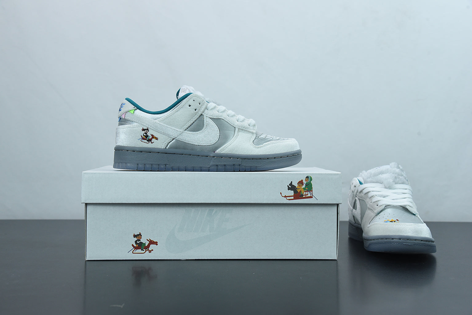 Nike Dunk Winter Themed Low "Ice"